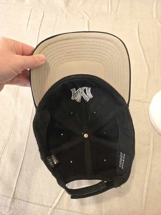 47 York Yankees Black Adjustable Baseball Cap OSFA - Picture 6 of 8
